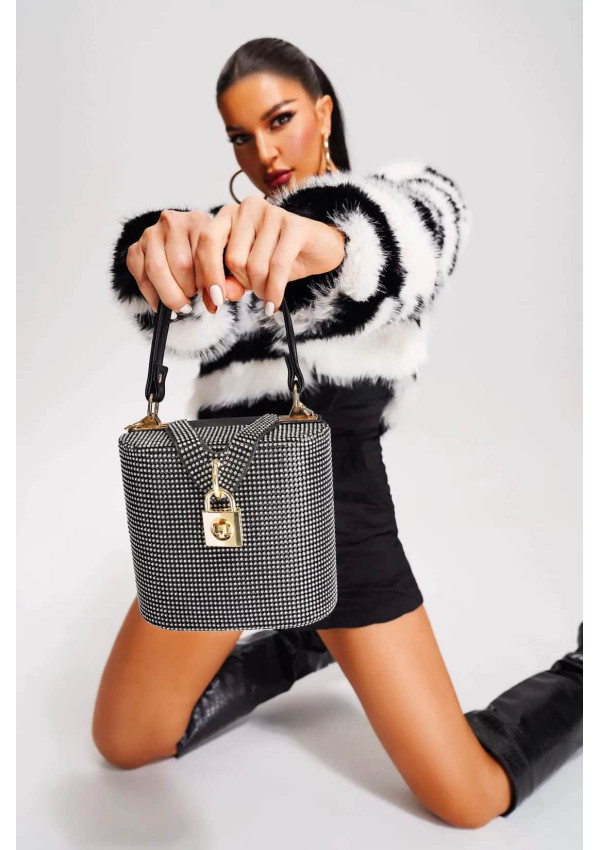 Omaka handbag