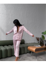 Rožinė pižama moterims: švelnumas, patogumas, elegancija