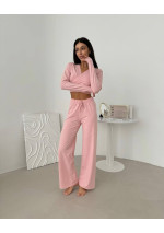 Women's cotton pajamas: a stylish casual outfit