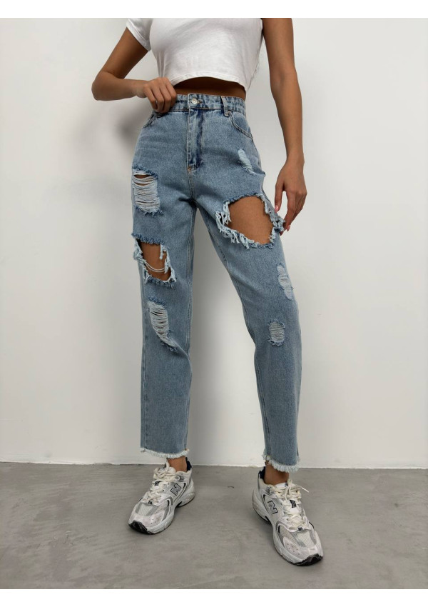 Ripped jeans